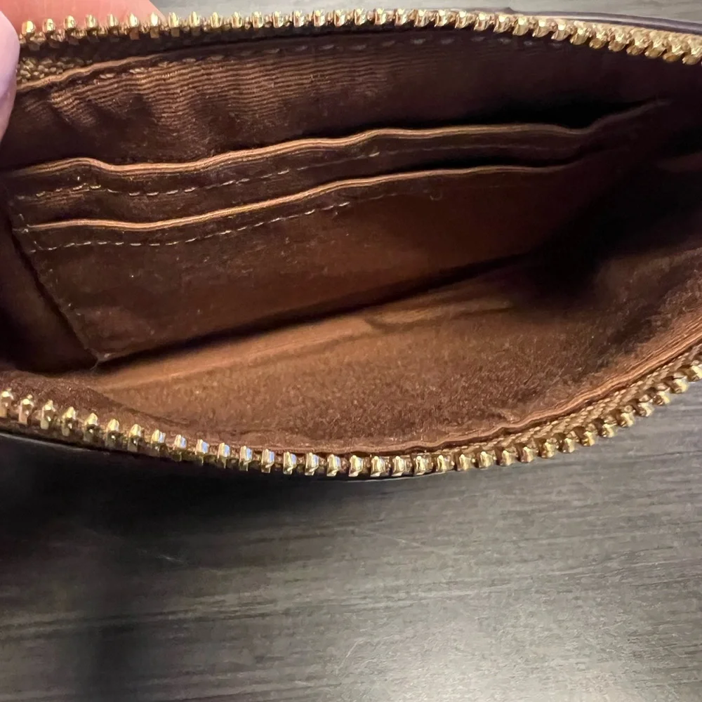 Coach wristlet - Picture 3 of 4